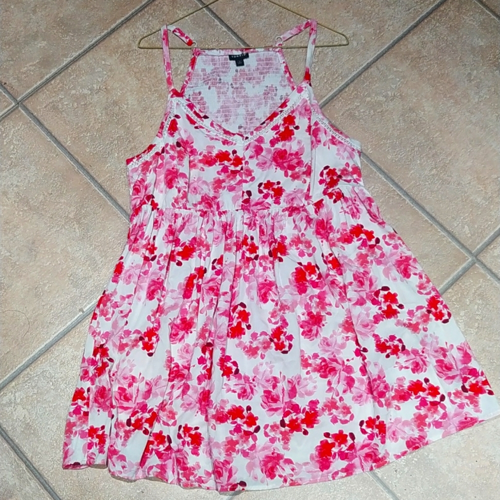 Cute flower print tank